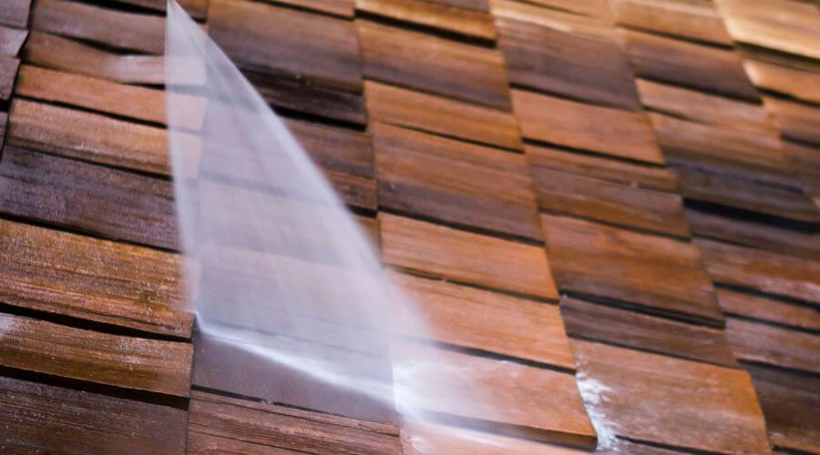 Professional gutter cleaning in Santa Elena, TX
